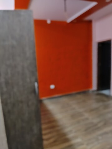 Furnished Amenities in 2.5 BHK Apartment at Gomti Nagar – for Rent
