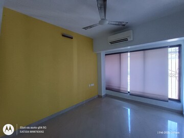 Room in 2 BHK Apartment at Tulsi Aura Mumbai, Ghansoli – for Rent