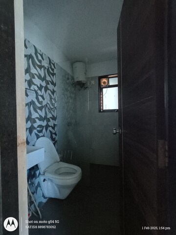 Bedroom in 2 BHK Apartment at Tulsi Aura Mumbai, Ghansoli – for Rent