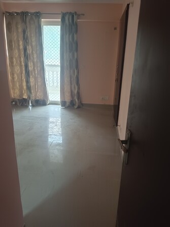 3 BHK Apartment For Rent in Ramprastha City The View Sector 37d Gurgaon  8150398