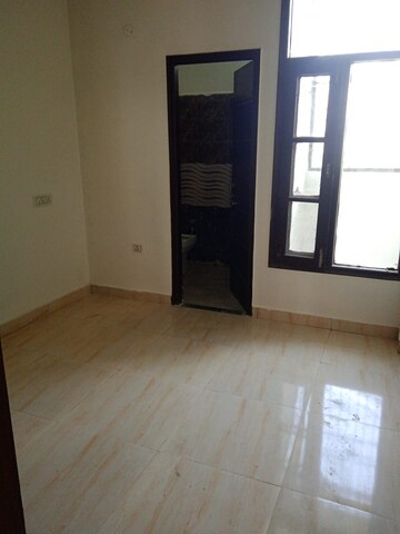 2 BHK Apartment For Rent in Peer Mucchalla Zirakpur  8150403