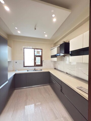 Kitchen in 4 BHK Apartment at Emaar MGF Emerald Hills, Sector 65 – for Rent
