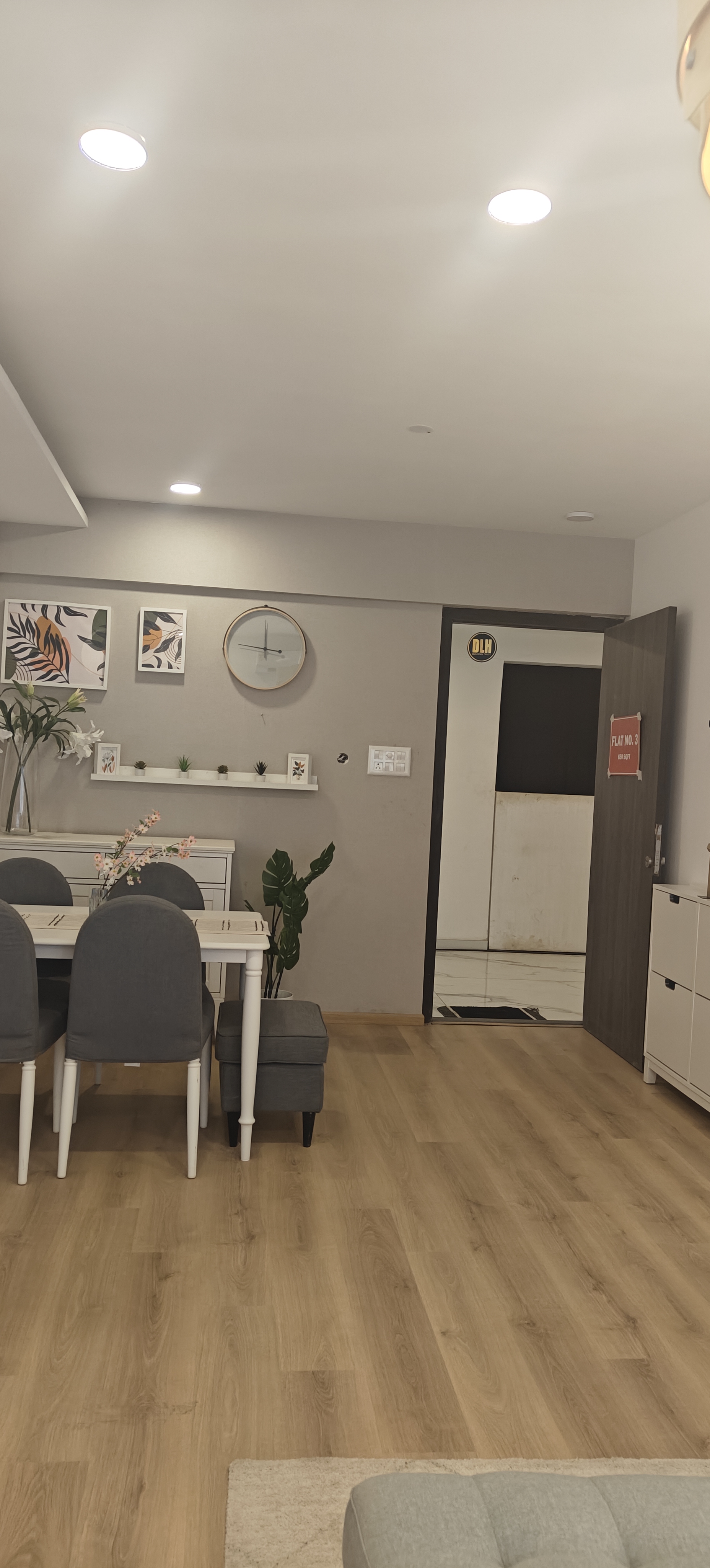 2 BHK + Pooja Room Apartment For Sale in Dlh Leo Oshiwara 