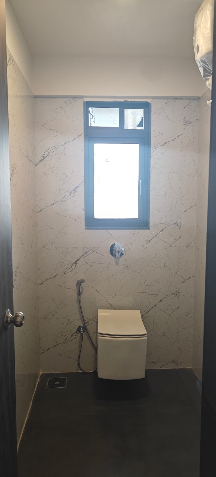 Bathroom, andheri west 2 Bedroom 650 Sq.Ft. Apartment In Andheri West Mumbai 8150416