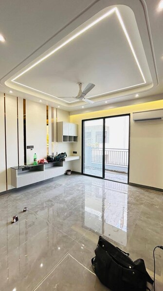 3 BHK Apartment For Rent in Emaar Emerald Estate Sector 65 Gurgaon  8150424