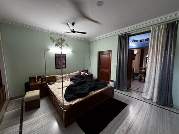Living Room in 2 BHK Villa at Nar Vihar 1, Sector 34 – for Rent