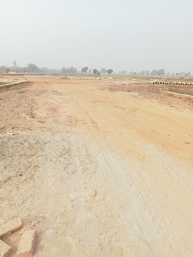 undefined, upsidc site b  100 Sq.Yd. Plot In Upsidc Site B Greater Noida 8150477