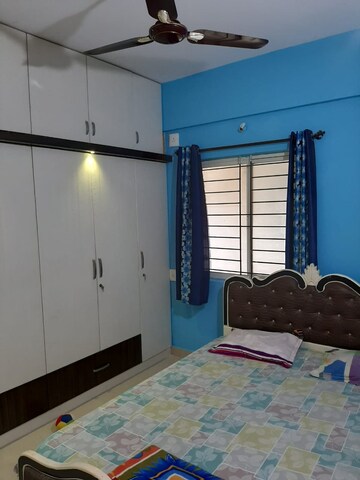 Room in 2 BHK Apartment at Sai Ashirwaadh Paradise Block 2, Hosur Road – for Rent