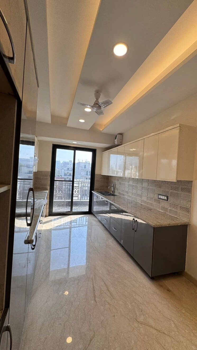 Kitchen, sector 9 3 Bedroom 204 Sq.Yd. Builder Floor In Sector 9 Gurgaon 8150519