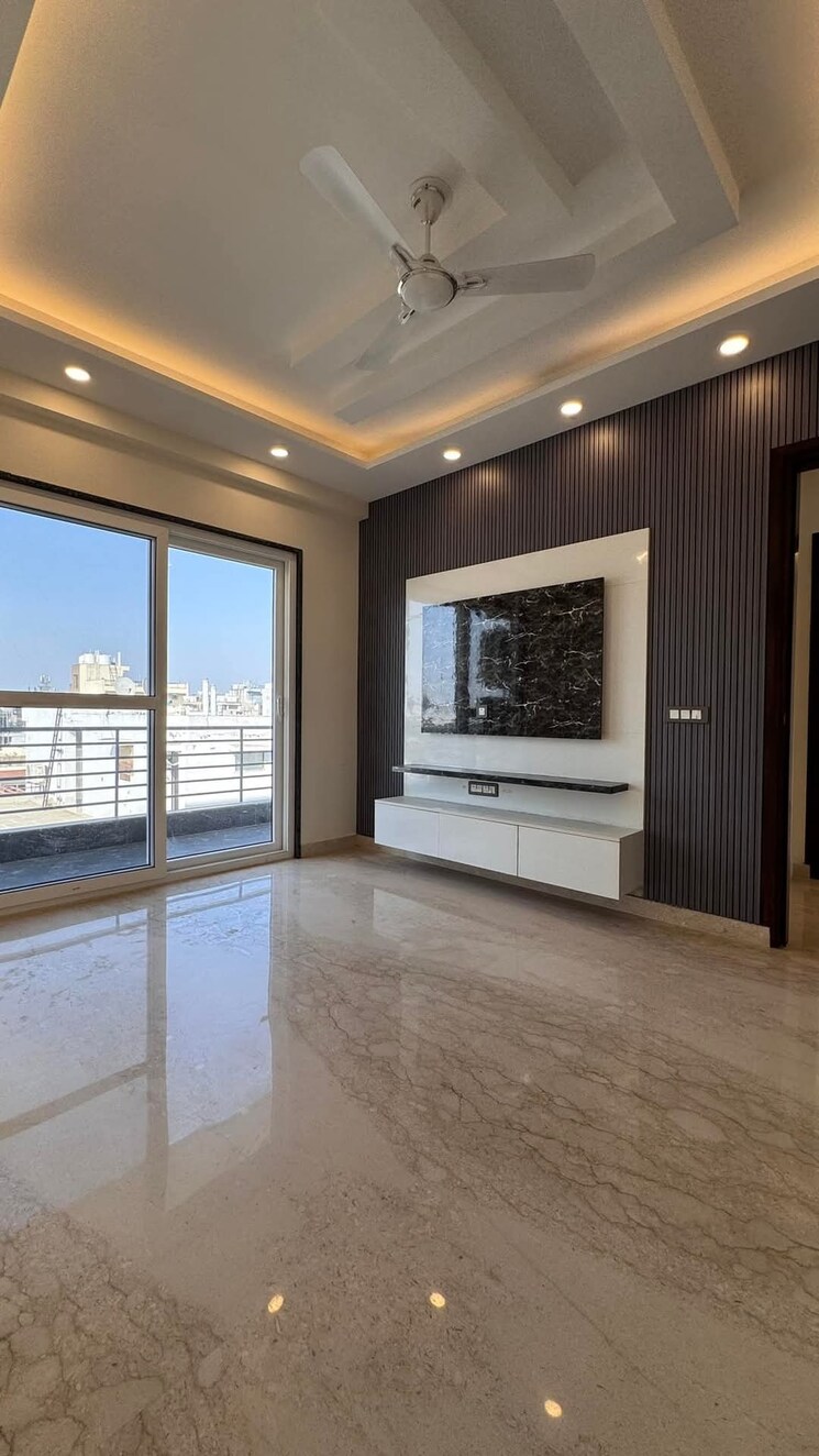 Room, sector 9 3 Bedroom 204 Sq.Yd. Builder Floor In Sector 9 Gurgaon 8150519