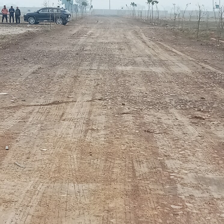 undefined, upsidc site b  100 Sq.Yd. Plot In Upsidc Site B Greater Noida 8150525