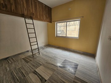 Room in 3 BHK Independent House at Ratu Road – for Rent