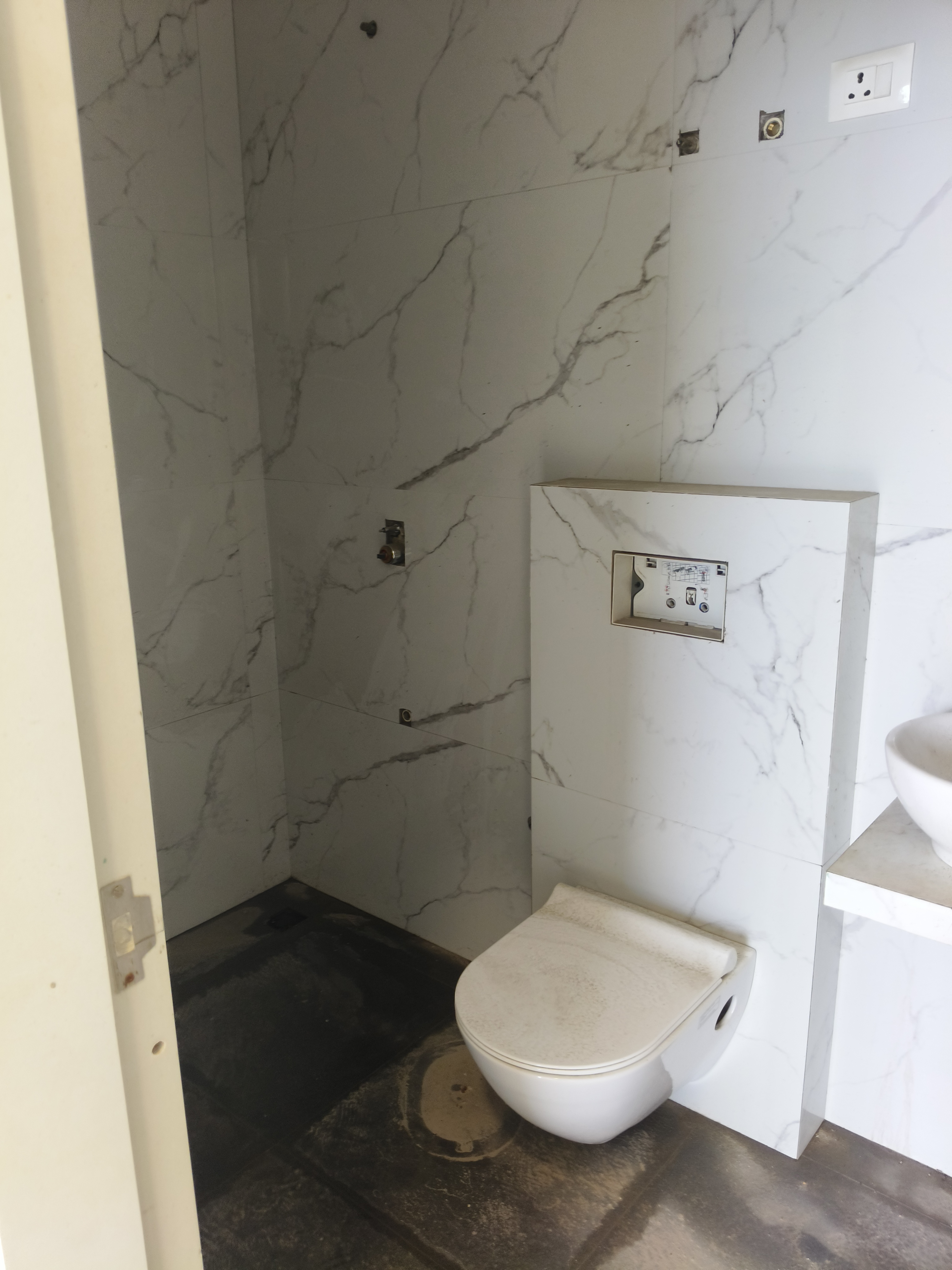 2.5 BHK + Extra Room 784 Sq.Ft. Apartment in Gami Asters