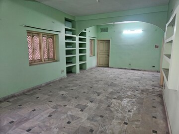 Room in 3 BHK Apartment at Kantatoli – for Rent