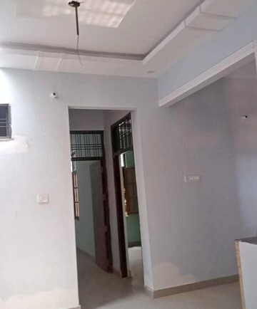 Building Lobby in 2 BHK Independent House at Jankipuram – for Rent