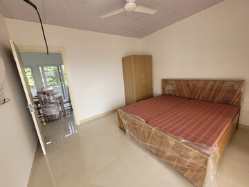 Bedroom in 2 BHK Builder Floor at Ansal Sushant Lok I, Sector 43 – for Rent