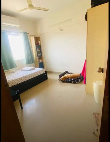 Bedroom in 1 BHK Apartment at Dhanori – for Rent