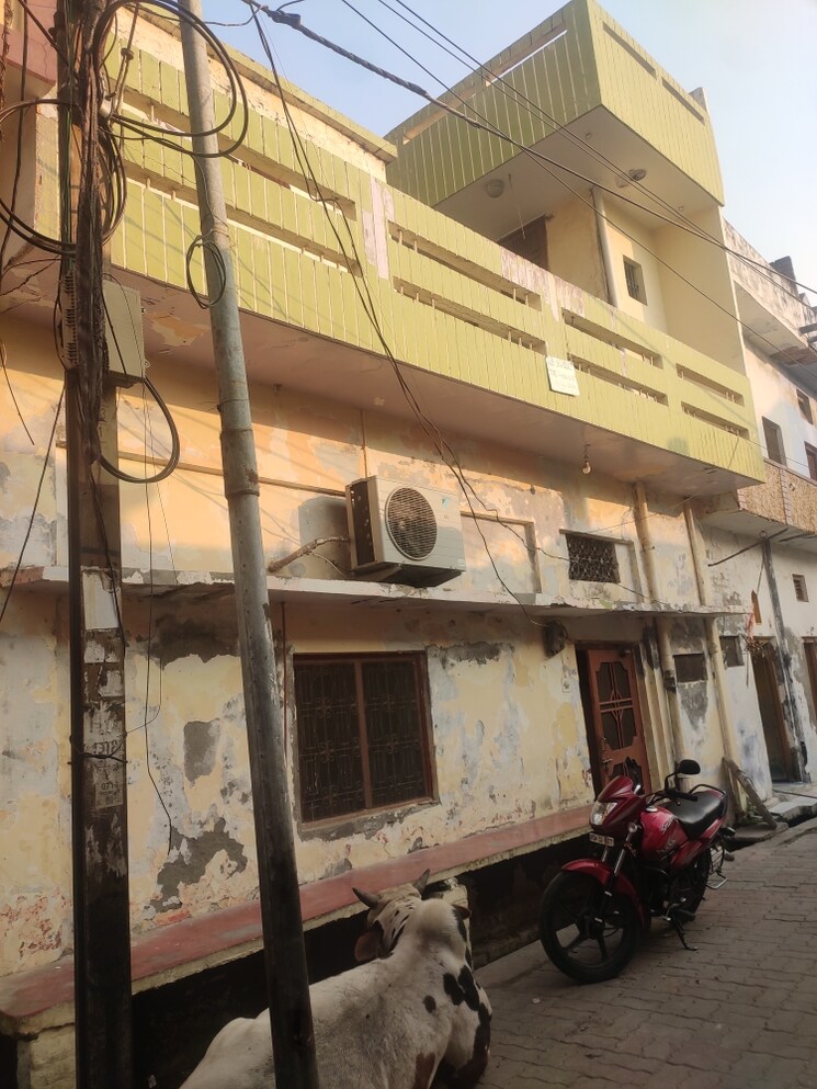 Exterior View, daliganj 6+ Bedroom 1200 Sq.Ft. Independent House In Daliganj Lucknow 8150632