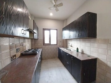 Kitchen in 3 BHK Builder Floor at Golden Crest, Sector 52 – for Sale
