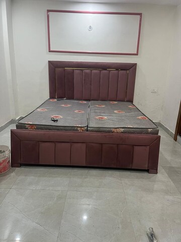 Bedroom in 1 BHK Builder Floor at Ansal Sushant Lok I, Sector 43 – for Rent