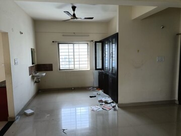 Room in 2 BHK Apartment at Puppalaguda – for Rent