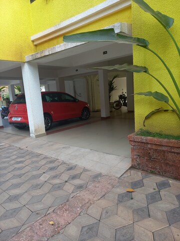 Parking in 3 BHK Apartment at Siolim – for Rent