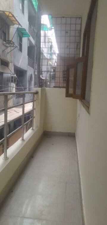 Balcony in 2 BHK Independent House at Vikas Puri – for Rent