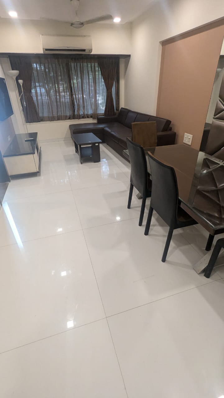 3 BHK 1318 Sq.Ft. Apartment in Runwal Elegante