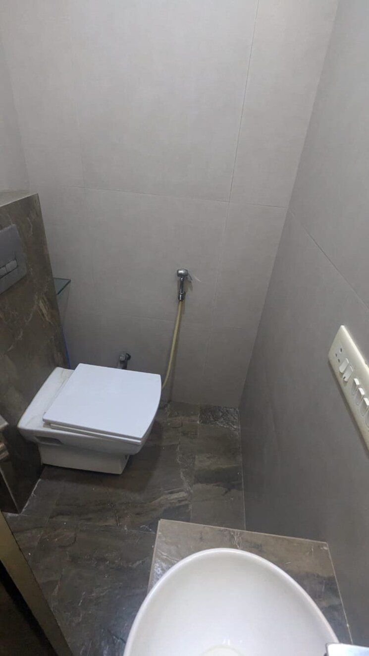 Bathroom, runwal-elegante 3 Bedroom 1318 Sq.Ft. Apartment In Andheri West Mumbai 8150932