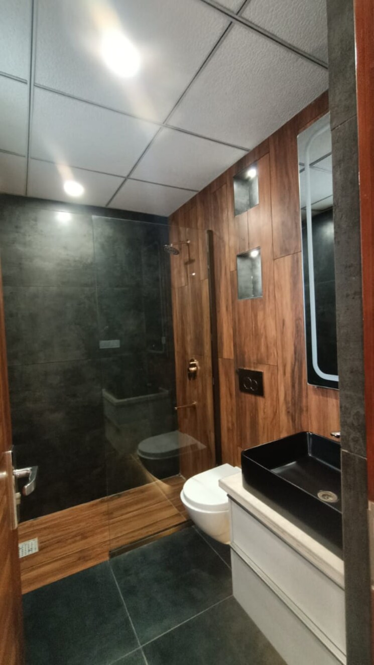 Bathroom, trishla-city 3 Bedroom 1770 Sq.Ft. Apartment In High Ground Zirakpur 8150983