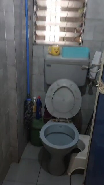 Bathroom in 1 BHK Apartment at Green Field B CHS LTD, Andheri East – for Rent