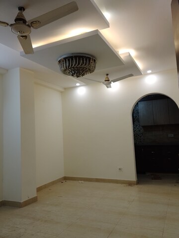 2 BHK Builder Floor For Rent in Saket