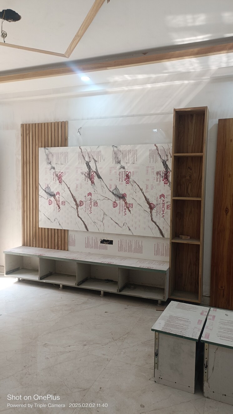 Room, noida expressway 4 Bedroom 300 Sq.Yd. Builder Floor In Noida Expressway Noida 8151120