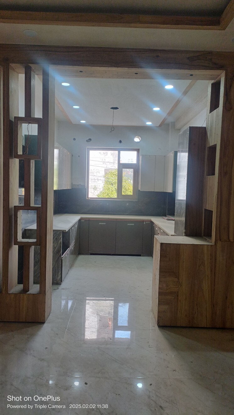 Kitchen, noida expressway 4 Bedroom 300 Sq.Yd. Builder Floor In Noida Expressway Noida 8151120