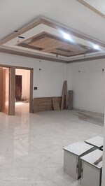 4 BHK + Pooja Room 300 Sq.Yd. Builder Floor in Ashoka Enclave 