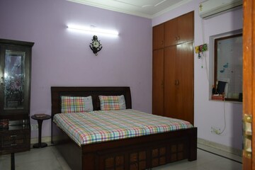 Bedroom in 4 BHK Villa at Ardee City, Sector 52 – for Rent