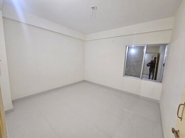 Room in 3 BHK Apartment at Bariatu – for Rent