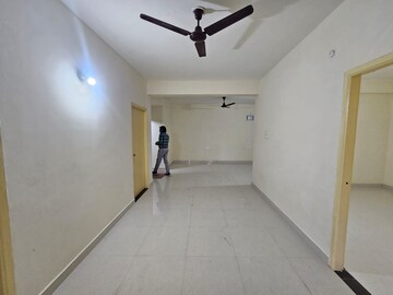 Building Lobby in 3 BHK Apartment at Bariatu – for Rent