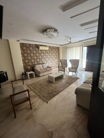 Master Bedroom in 4 BHK Builder Floor at Vipul World Floors, Sector 48 – for Sale