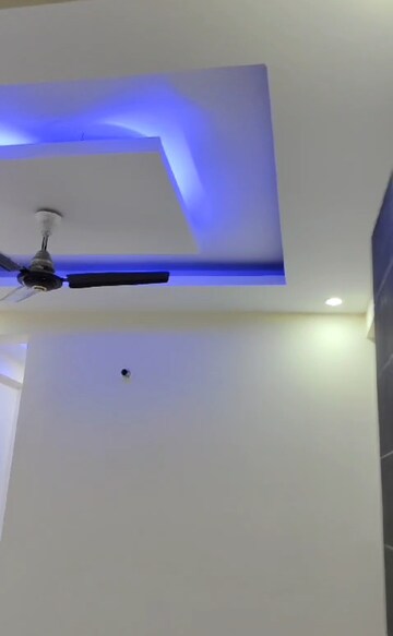 Room in 2 BHK Builder Floor at Sector 75 – for Sale