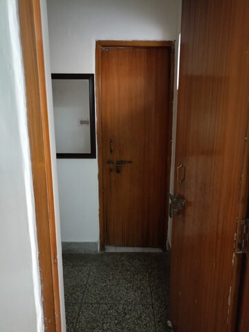 Furnished Amenities in 2 BHK Independent House at Gomti Nagar – for Rent