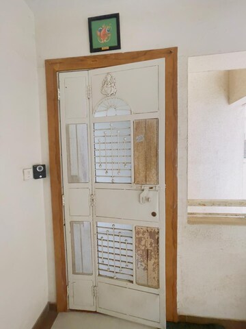 Room in 2 BHK Apartment at Vision Indramegh, Tathawade – for Rent