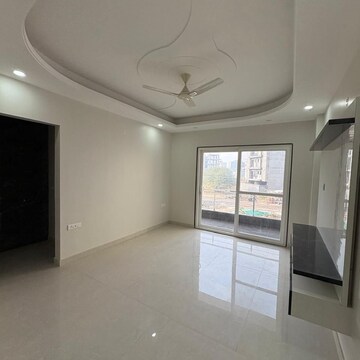 Room in 3 BHK Apartment at BPTP The Pedestal, Sector 70a – for Rent