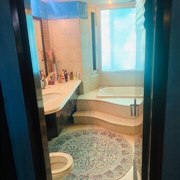 Bathroom in 4 BHK Villa at SS Mayfield Gardens, Mayfield Garden – for Sale