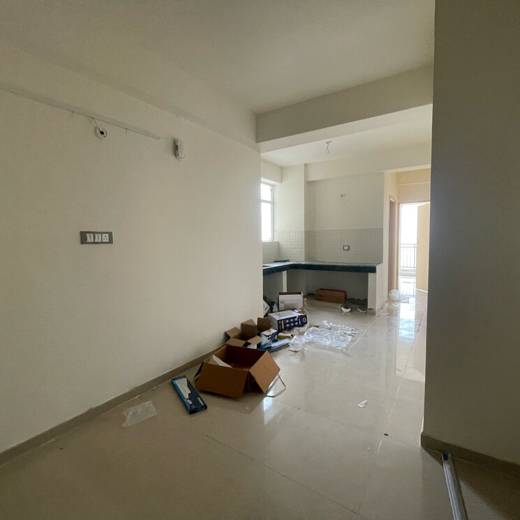 Room, rof-aalayas-phase-2 3 Bedroom 864 Sq.Ft. Apartment In Sector 102 Gurgaon 8151413