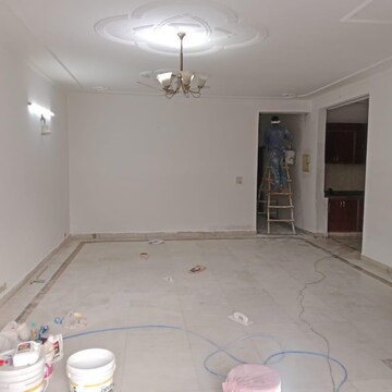 Bathroom in 4 BHK Builder Floor at Uppal Southend, Sector 49 – for Sale