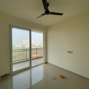 Room in 3 BHK Apartment at ROF Aalayas Phase 2, Sector 102 – for Rent