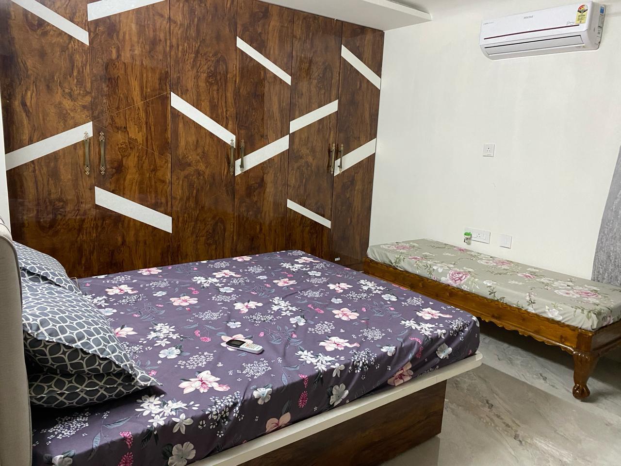 3 BHK + Pooja Room,Servant Room,Extra Room Apartment For Sale in Brand New 3bhk Flat For S