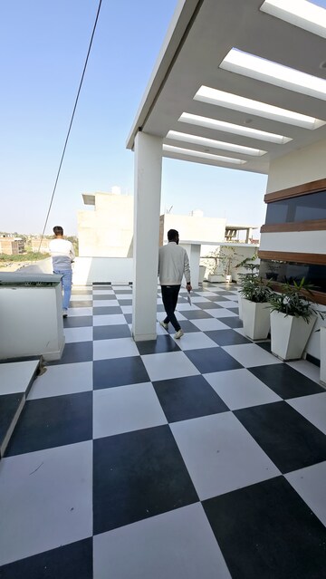 Master Bedroom in 3 BHK Villa at Kingson Green Villa, Sector 16 Greater Noida – for Sale