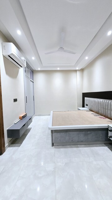 Master Bedroom in 3 BHK Villa at Kingson Green Villa, Sector 16 Greater Noida – for Sale